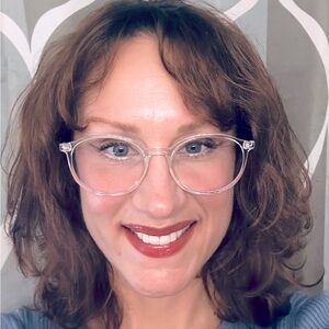 Meet your Posher, Emalee